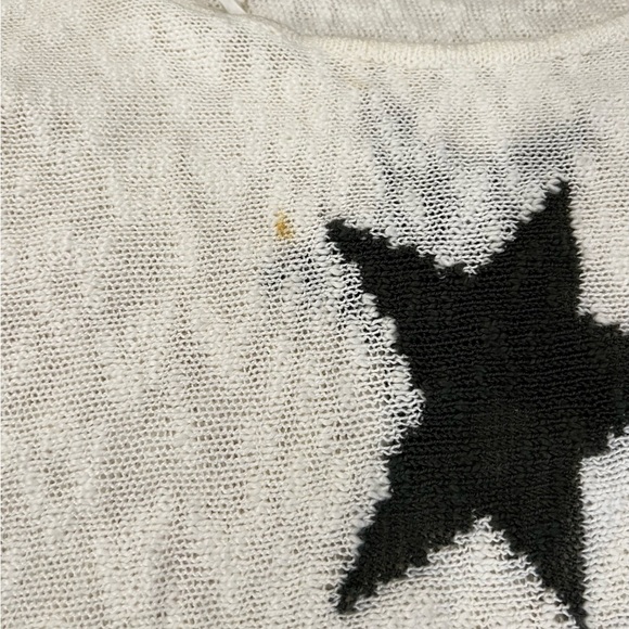 Star sweater, size S/M sm stain on front have not tried to get out - Picture 2 of 2